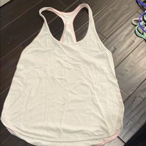 Lululemon tank